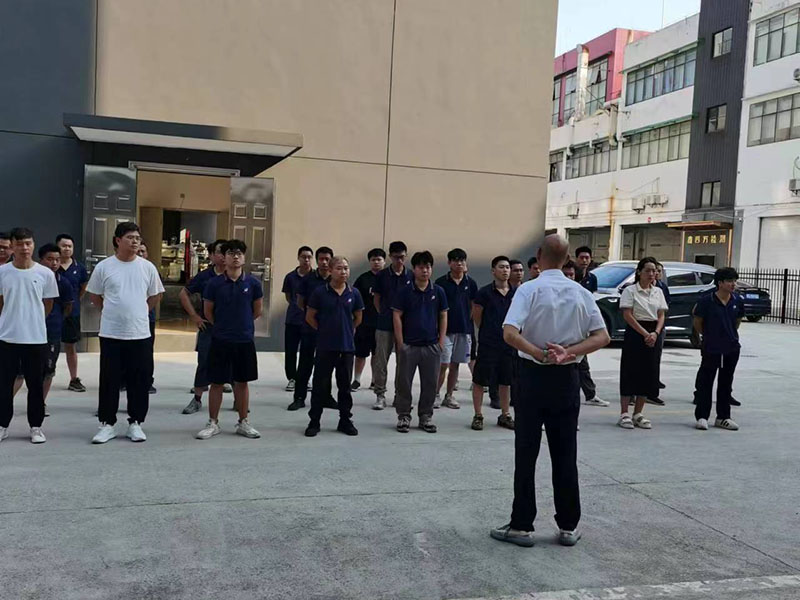 乐动官方开户集团公司早会